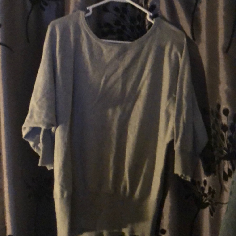 3/4 sleeve sweater